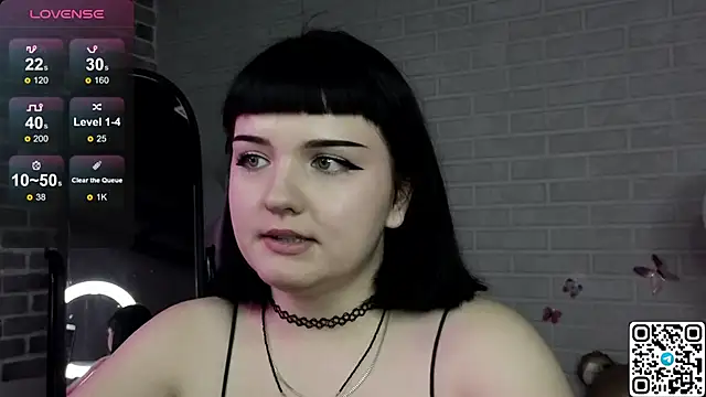 RileyTorres online show from September 9, 1:32 pm