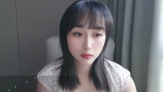 Snapshot of Honeysexy-1 chatting on October 16, 7:31 am Honeysexy-1 online show from October 16, 7:31 am