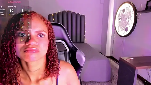 chubby sexy  online show from December 16, 11:59 am