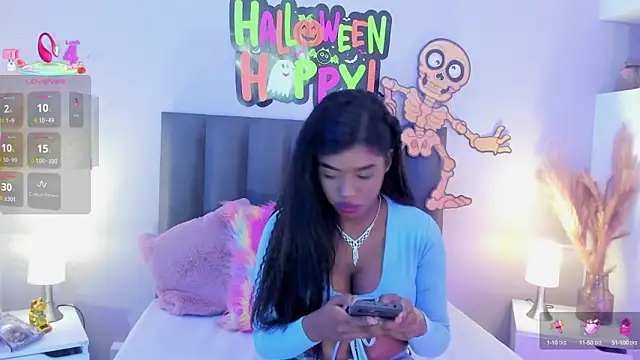 Snapshot of KendraChavez_ chatting on October 9, 9:02 pm KendraChavez online show from October 9, 9:02 pm