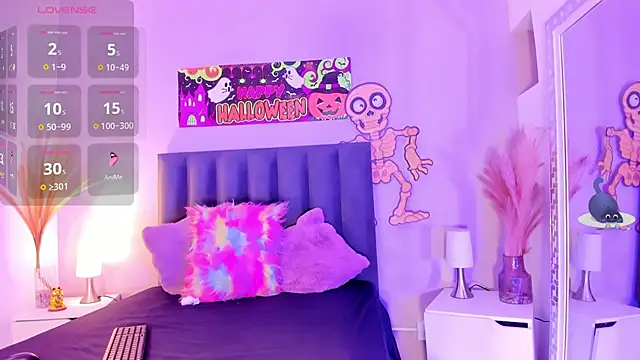 Snapshot of KendraChavez_ chatting on October 24, 11:12 pm KendraChavez online show from October 24, 11:12 pm