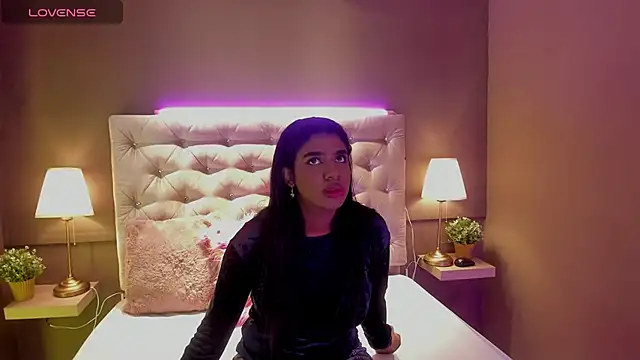 Snapshot of KendraChavez_ chatting on November 10, 8:30 pm KendraChavez online show from November 10, 8:30 pm