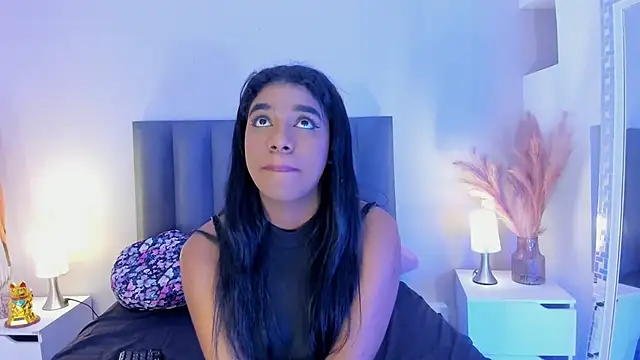 Snapshot of KendraChavez_ chatting on November 14, 9:46 pm KendraChavez online show from November 14, 9:46 pm