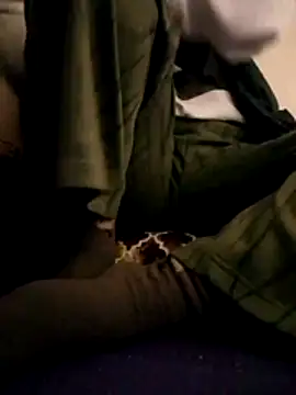 Snapshot of lindasexy-Hot chatting on March 6, 9:22 pm lindasexy-Hot online show from March 6, 9:22 pm