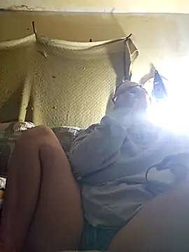 countrymomma online show from October 19, 6:25 am