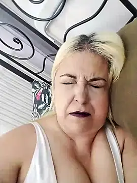 MarielaFerrer online show from September 19, 6:30 pm