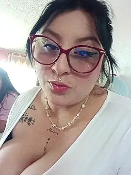 megan fox5 online show from January 17, 6:00 pm