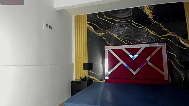 VioletRose as online show from January 6, 8:01 pm