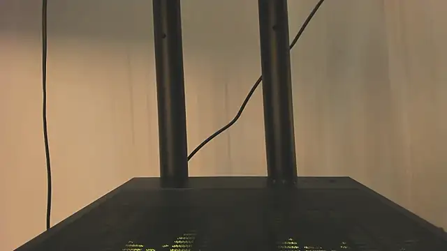 Snapshot of VioletRose_as chatting on March 6, 2:52 am VioletRose as online show from March 6, 2:52 am