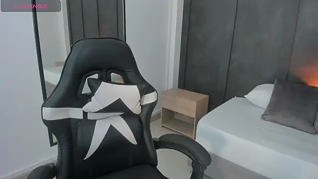 altair mori online show from November 24, 8:19 pm