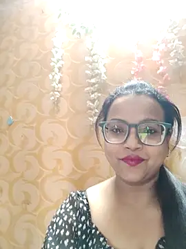 hornypiu697 online show from May 12, 4:31 am
