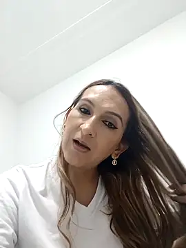 alanastones-19 online show from October 10, 4:22 am