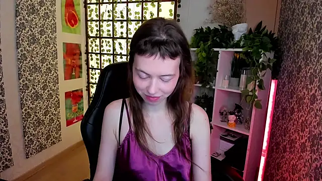 Snapshot of Sangria_Wine chatting on September 19, 8:38 am Sangria Wine online show from September 19, 8:38 am
