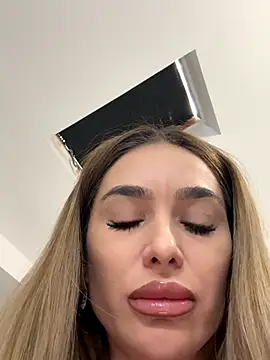 KaseyQuinn  online show from October 5, 9:51 am