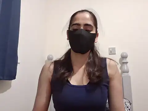 Snapshot of BobtailFormal chatting on December 13, 8:36 pm BobtailFormal online show from December 13, 8:36 pm