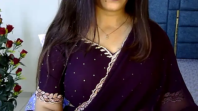 Rumi cute online show from July 25, 4:37 pm