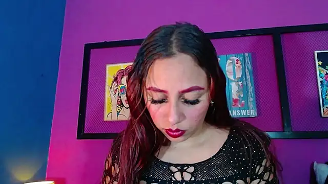 Naomi Blomm online show from September 18, 5:26 pm