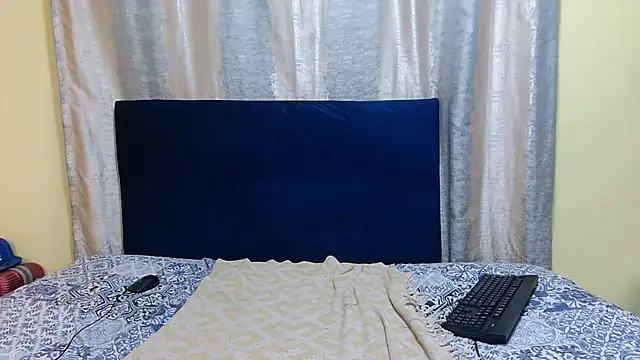 KinkyTrans23 online show from October 6, 8:06 pm