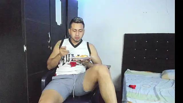 Ryan xc1 online show from September 28, 2:17 am