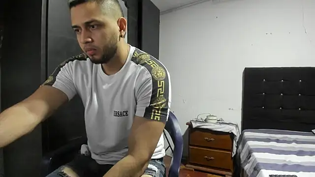 Ryan xc1 online show from January 18, 2:59 am