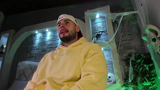 dominic de luca online show from October 24, 1:46 am