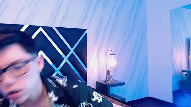 SpencerMontgomery online show from December 14, 11:53 pm