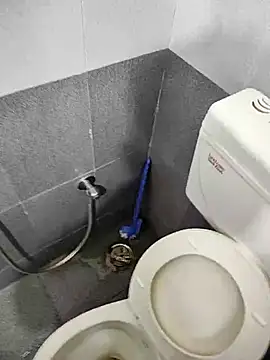 Snapshot of Mr_Batting_Man chatting on November 13, 5:12 pm Mr Batting Man online show from November 13, 5:12 pm