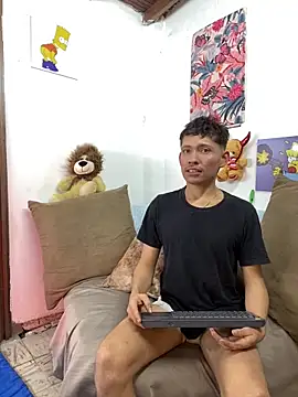 elfernh online show from October 4, 3:04 am