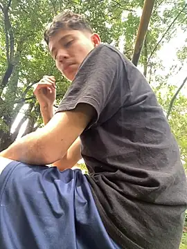 elfernh online show from October 6, 6:05 pm