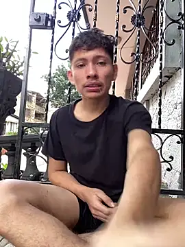 elfernh online show from October 14, 7:47 pm