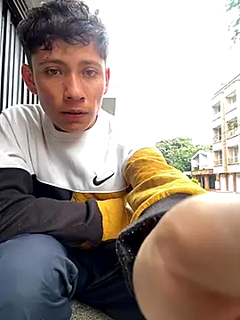 elfernh online show from November 1, 1:13 pm