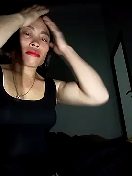 CoMay003 online show from December 18, 1:06 pm