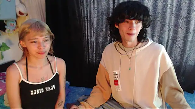 MixiPeach online show from May 13, 1:08 pm
