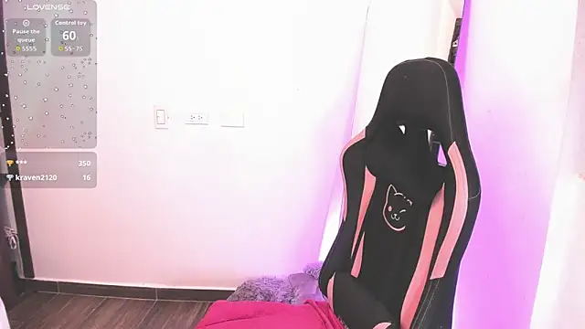 Snapshot of samiacooper25 chatting on September 13, 11:48 pm samiacooper25 online show from September 13, 11:48 pm