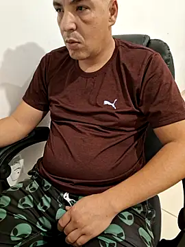 Snapshot of Carloskasado chatting on September 8, 9:58 pm Carloskasado online show from September 8, 9:58 pm