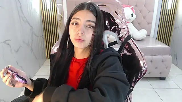 Snapshot of alehp_rose_s chatting on December 15, 1:04 pm alehp rose s online show from December 15, 1:04 pm