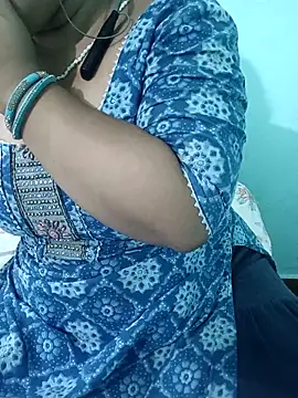 Snapshot of Anjali-bhabhi chatting on September 29, 5:51 pm Anjali-bhabhi online show from September 29, 5:51 pm