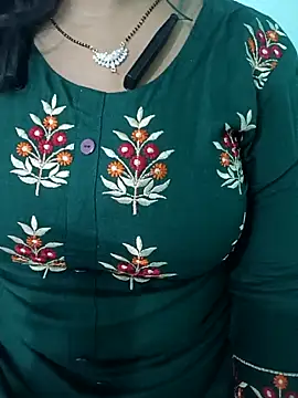 Snapshot of Anjali-bhabhi chatting on October 14, 7:31 am Anjali-bhabhi online show from October 14, 7:31 am