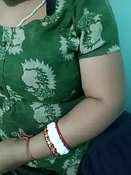 Snapshot of Anjali-bhabhi chatting on November 2, 10:23 pm Anjali-bhabhi online show from November 2, 10:23 pm