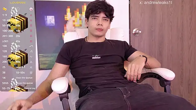 Snapshot of an_drew18 chatting on May 1, 1:37 pm an drew18 online show from May 1, 1:37 pm