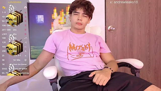 an drew18 online show from July 1, 3:12 pm