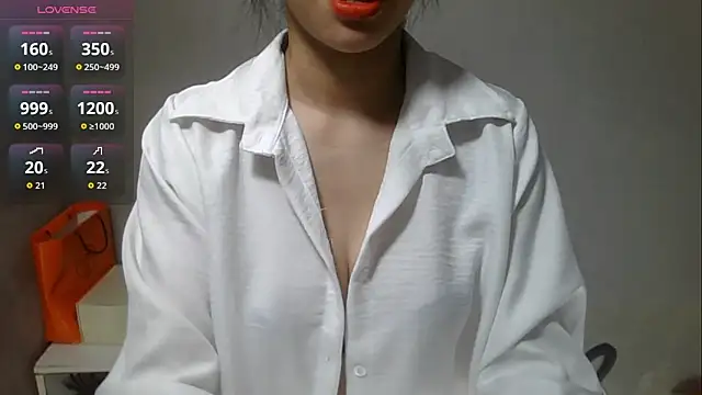 Voyerra g online show from October 15, 3:17 am