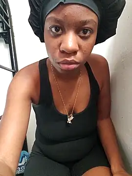 Snapshot of _she_was_a_fairy chatting on October 16, 2:18 pm she was a fairy online show from October 16, 2:18 pm