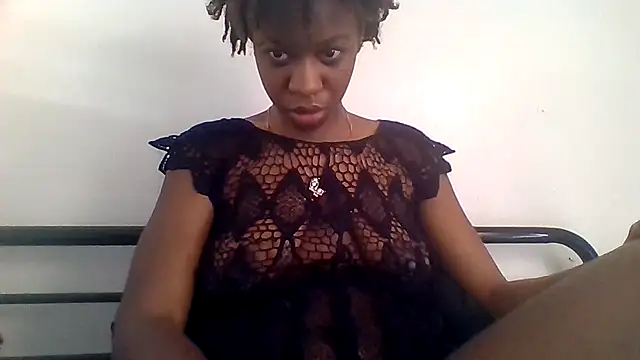 Snapshot of _she_was_a_fairy chatting on November 24, 1:33 pm she was a fairy online show from November 24, 1:33 pm