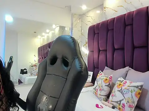 cloe spencerr online show from September 29, 5:07 pm