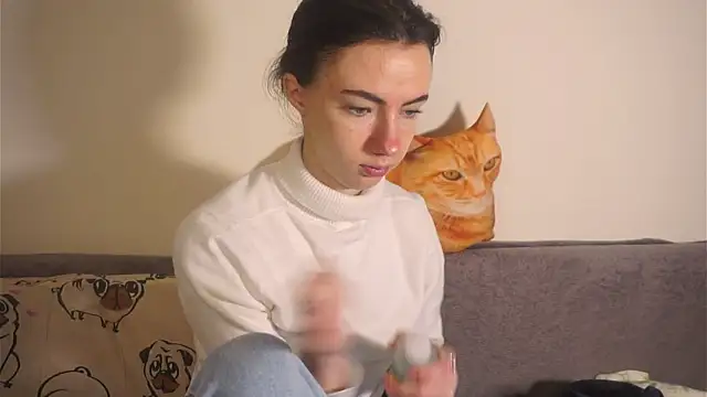 DeneenTurja online show from October 31, 7:53 am