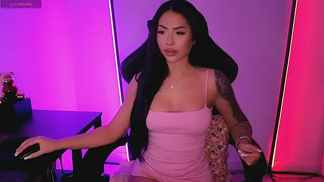 alisonrouge online show from February 15, 8:27 pm