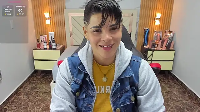 KAROLLJONES1 online show from September 30, 2:38 am