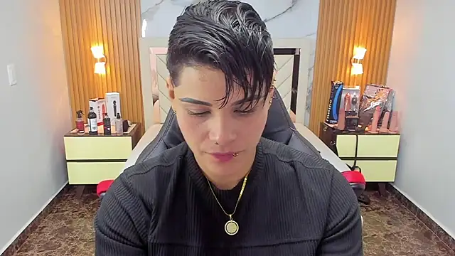 KAROLLJONES1 online show from October 2, 2:29 am