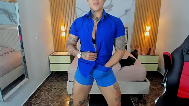 KAROLLJONES1 online show from July 4, 12:33 pm